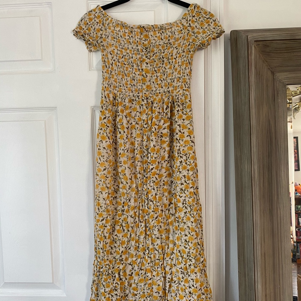 Off the Shoulder Yellow Sundress